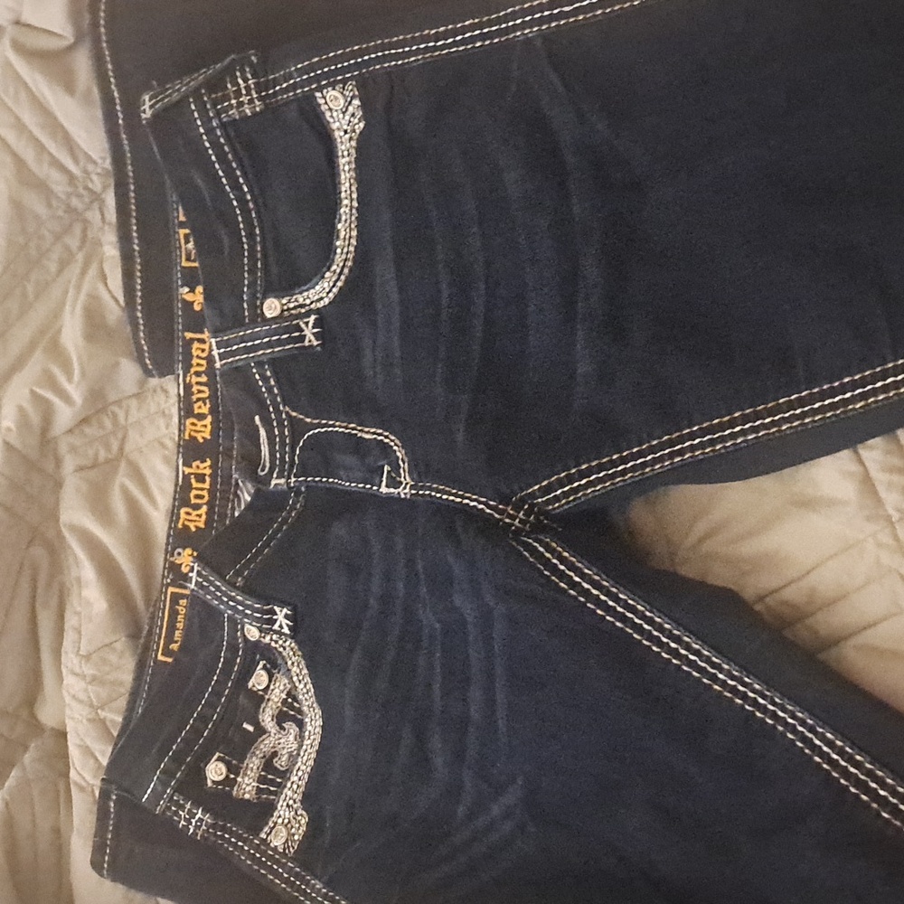Womens Rock Revival Jeans - Picture 2 of 2